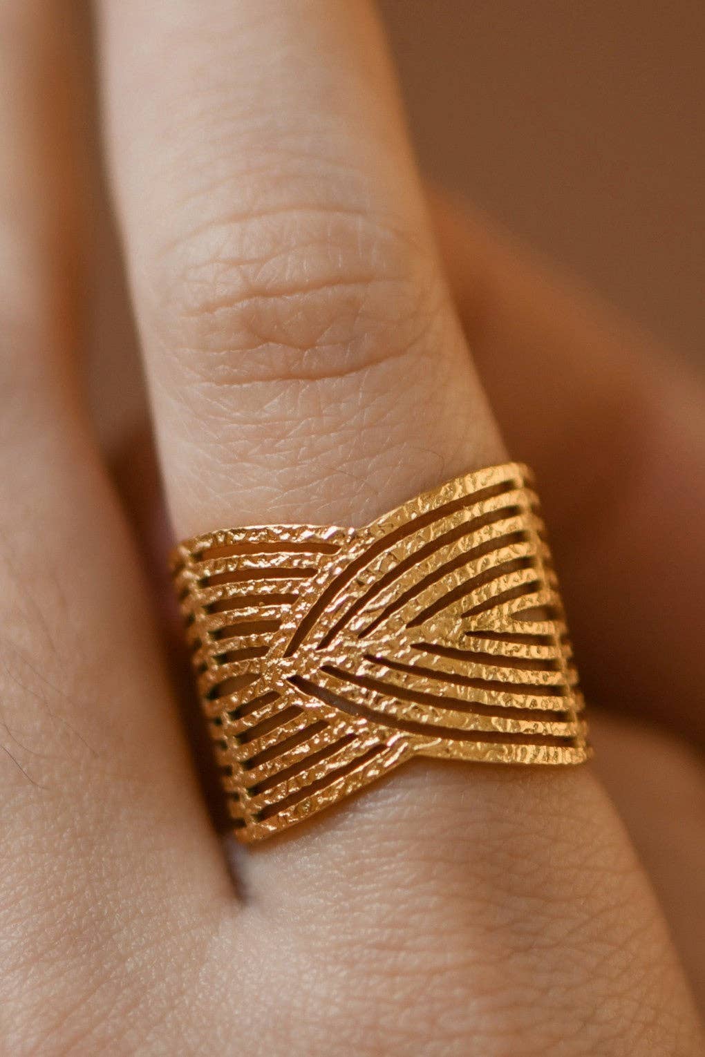 18K Gold Plated Waterproof Stainless Steel Ring - 7943: S0OX3T7943