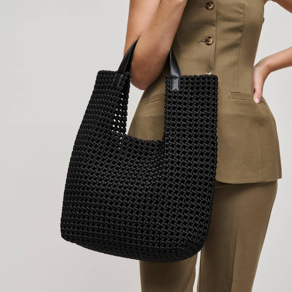 Zenith Zen Hand Woven Knot Tote: Black