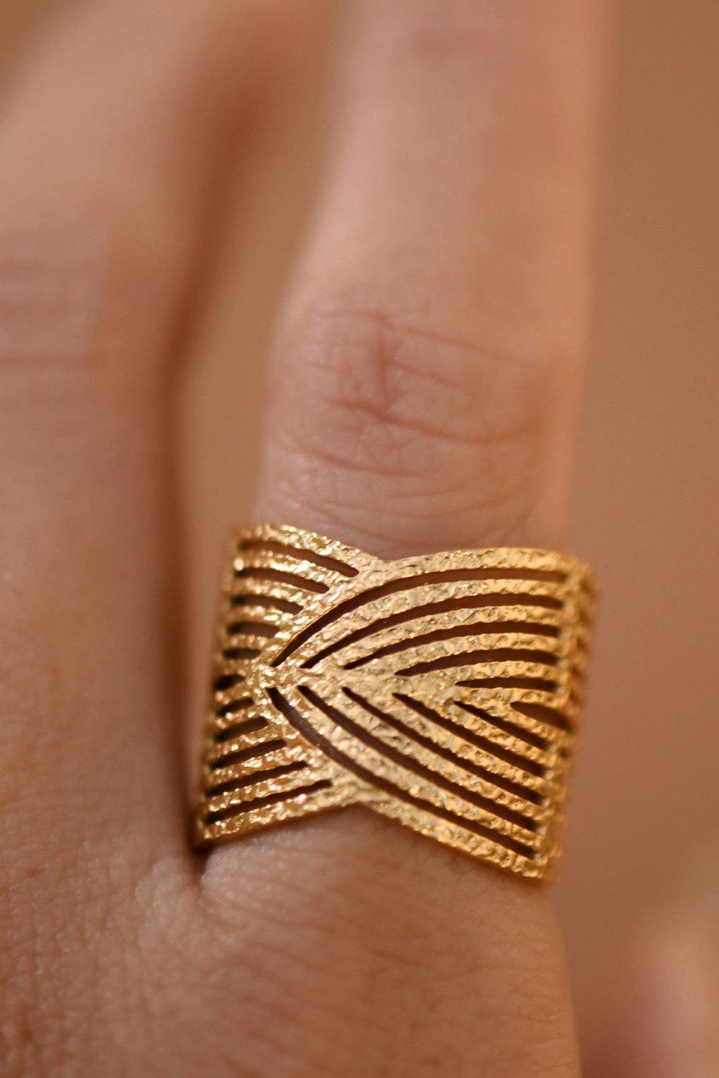 18K Gold Plated Waterproof Stainless Steel Ring - 7943: S0OX3T7943