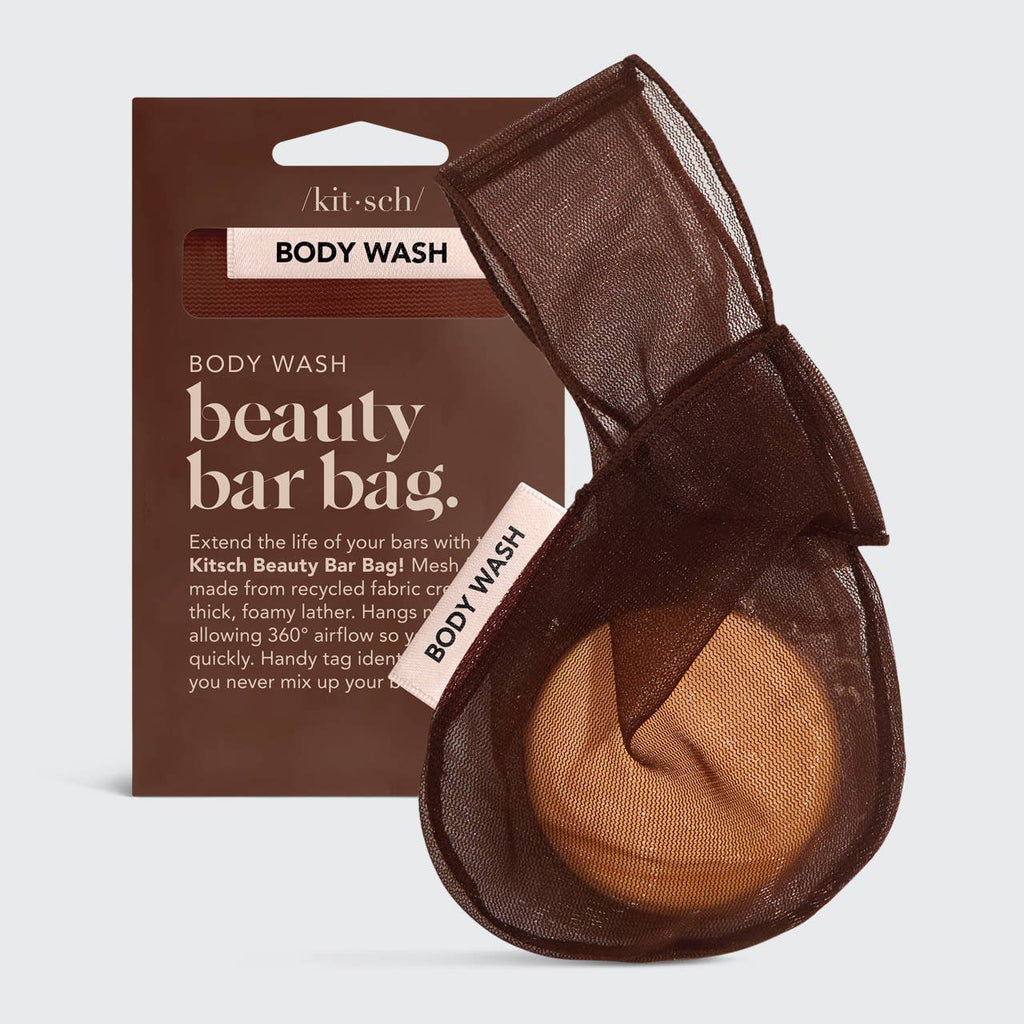 Body Wash Beauty Bar Bag in chocolate made of sustainable rPET with mesh fabric for foamy lather and quick drying.