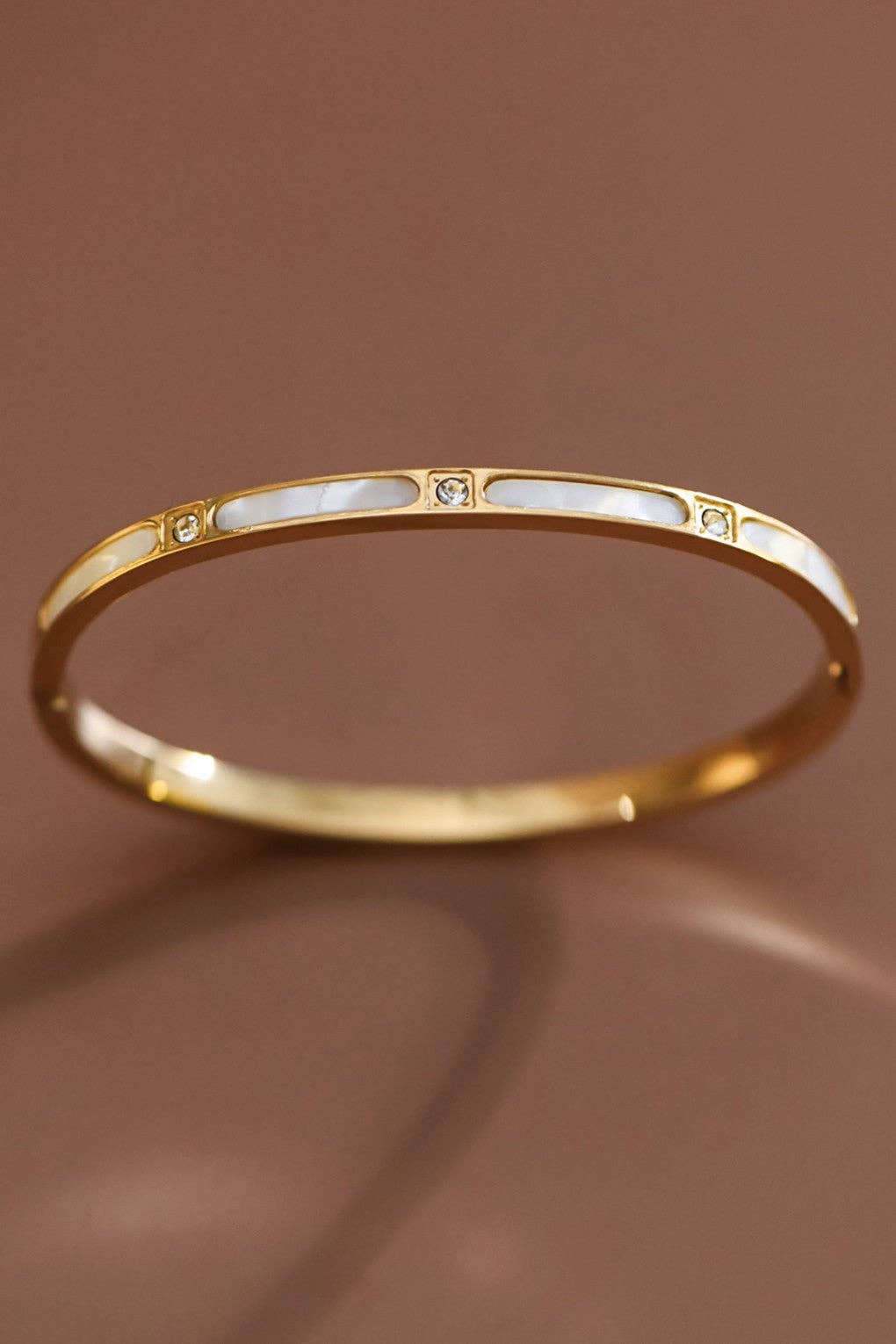 18K Gold Plated Waterproof Stainless Steel Bangle - 7604: S0OX3T7604