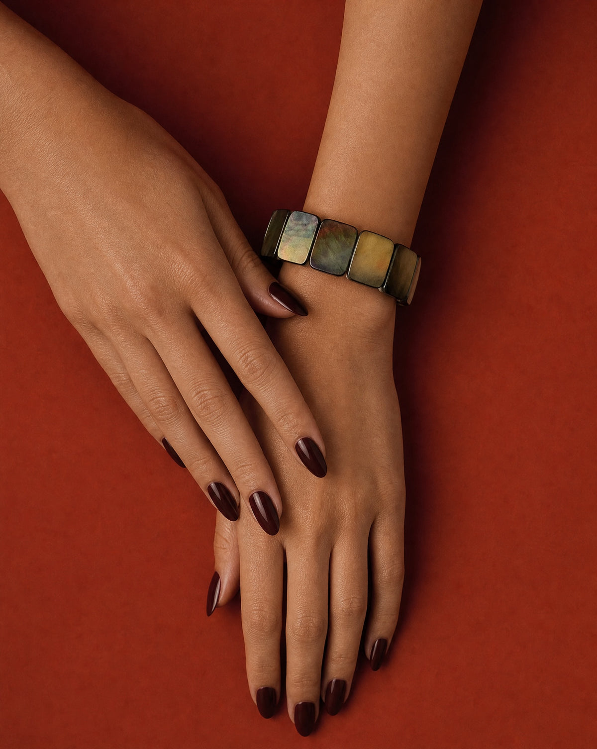 Shell Essence Bracelet – Summer Jewelry: White
