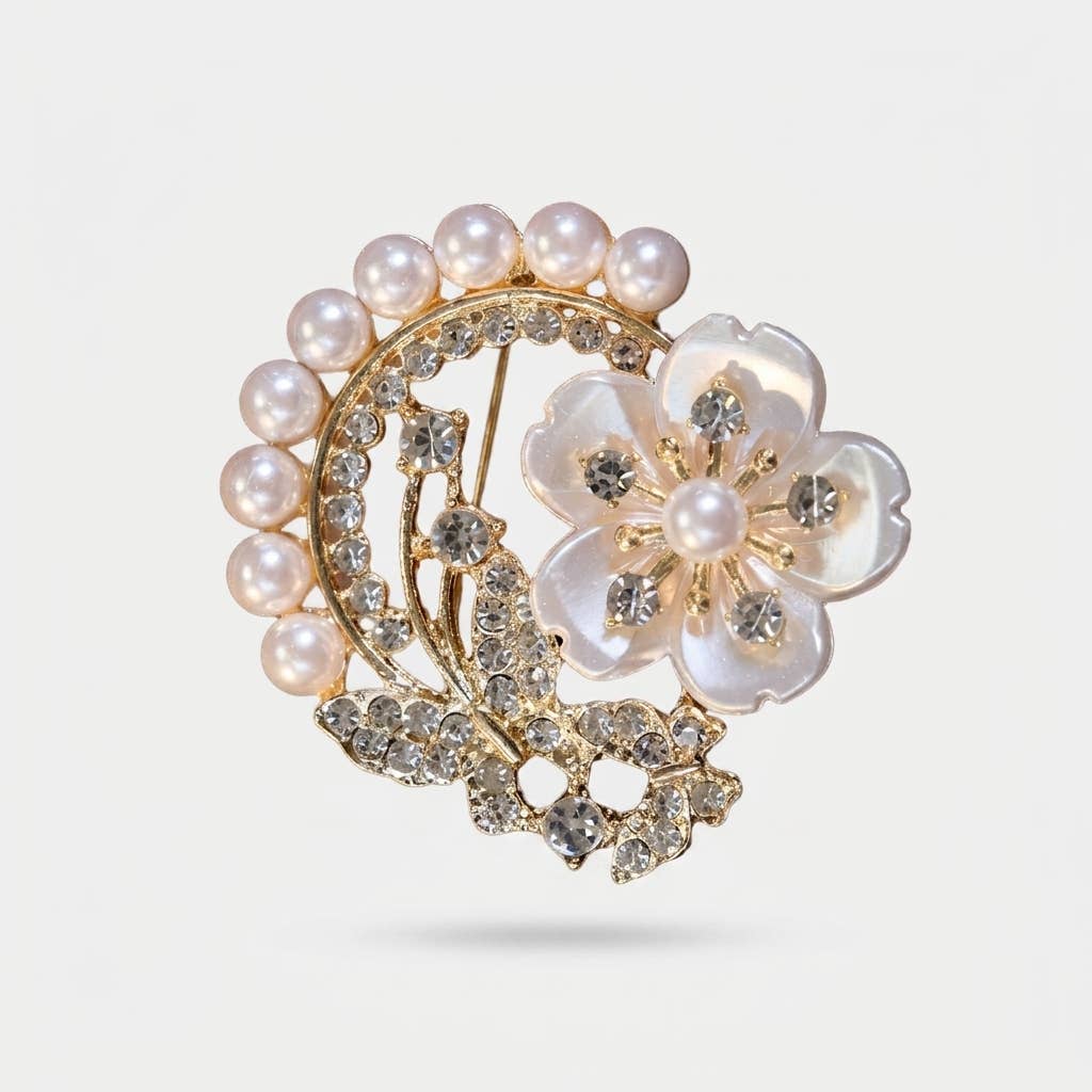 Elegant Pearl and Crystal Floral Bouquet Brooch / 5.0*5.0CM
