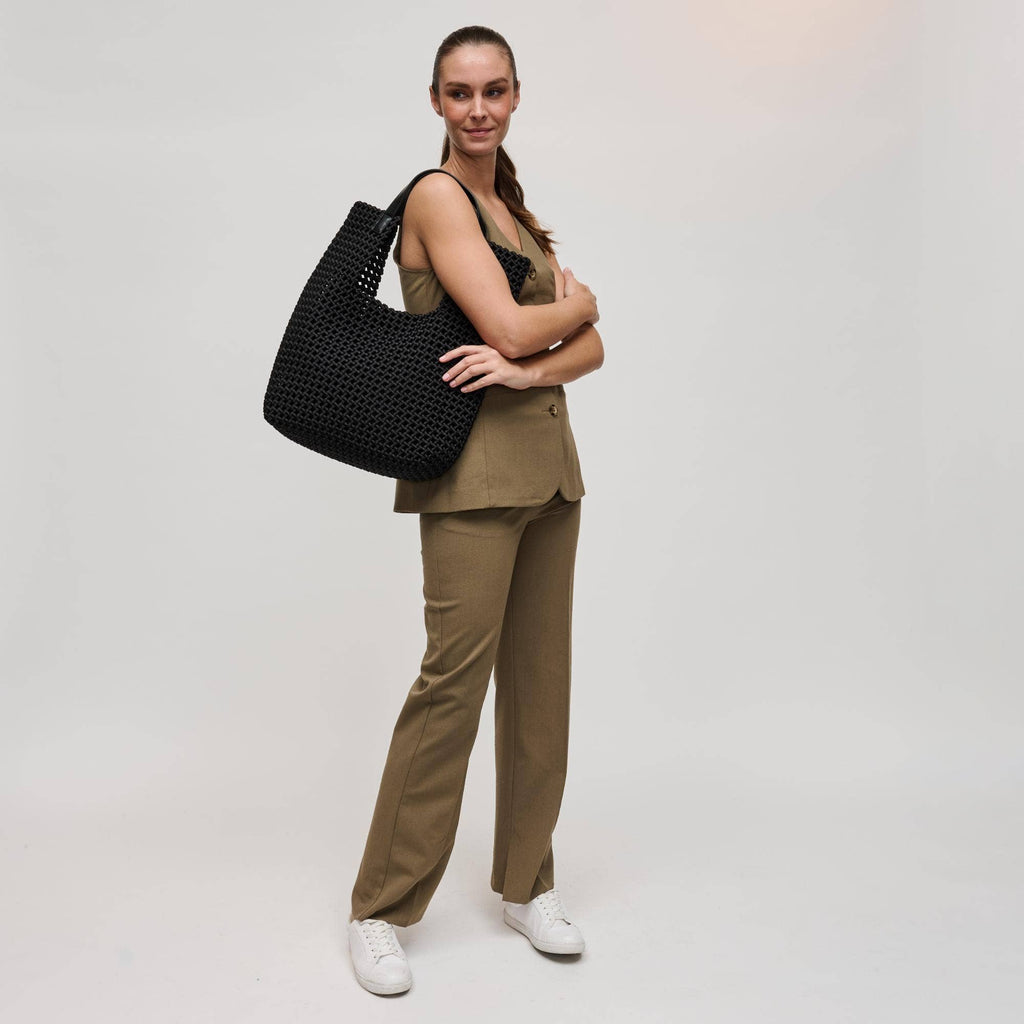 Zenith Zen Hand Woven Knot Tote: Black